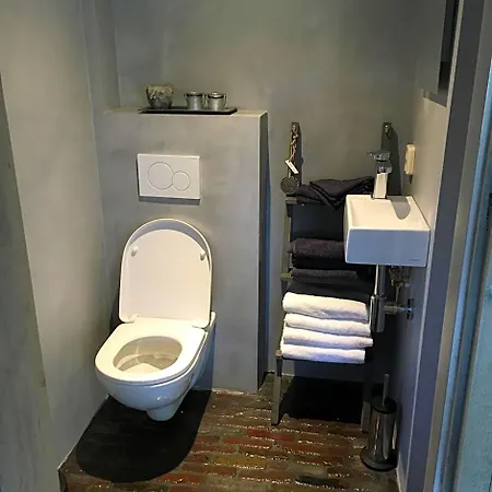 Hof Donzel Bed and Breakfast 4*